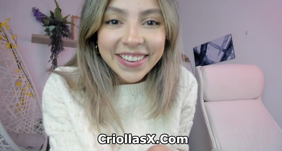 ImAliciaWonder Colombiana masturbándose con  juguete para OnlyFans Colombia